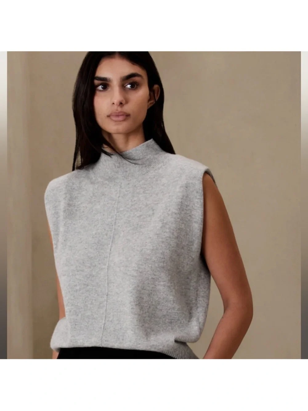 Banana Republic Dark Green Sleeveless Turtleneck Sweater - 100 percent Cashmere